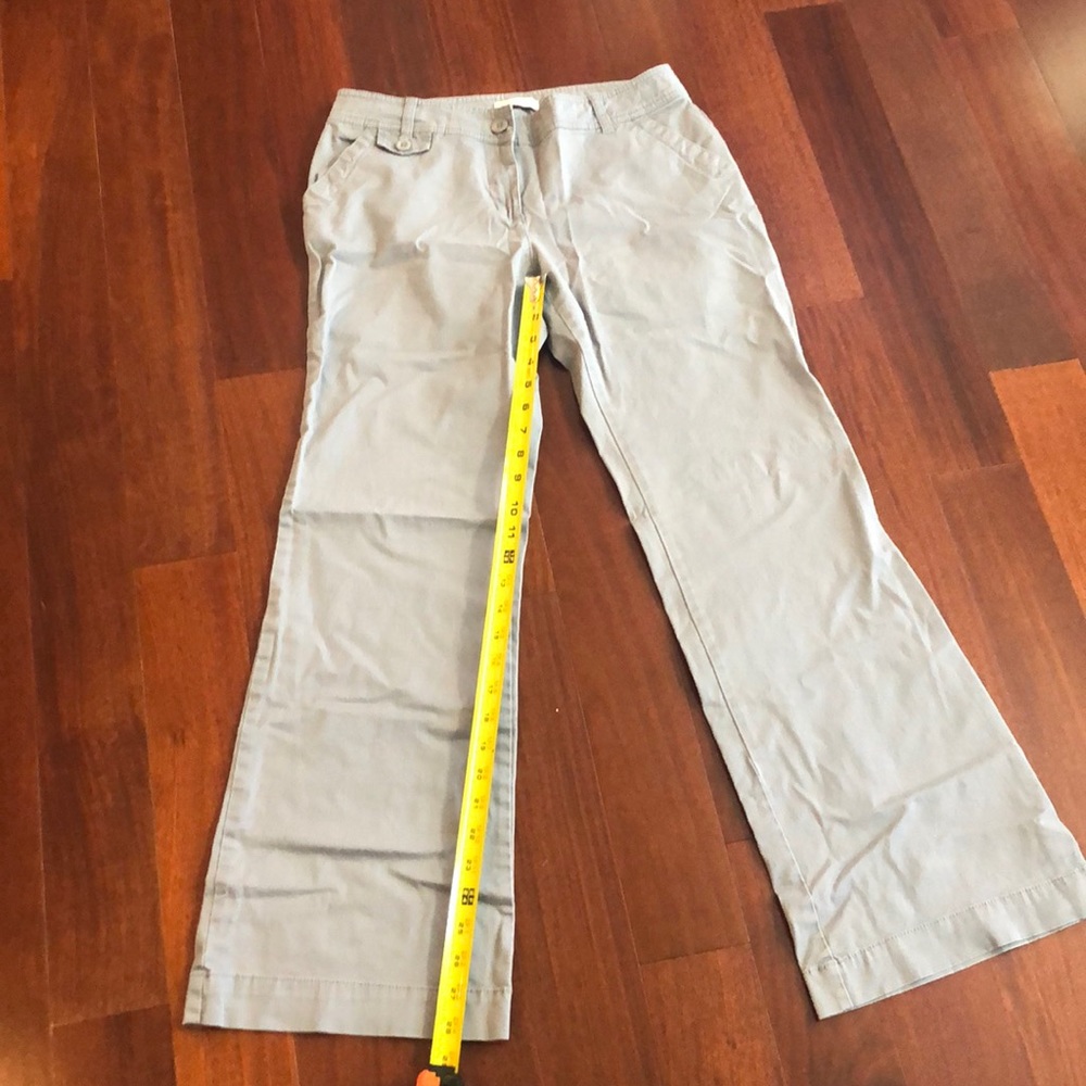 New York & Company khaki pants - light gray color